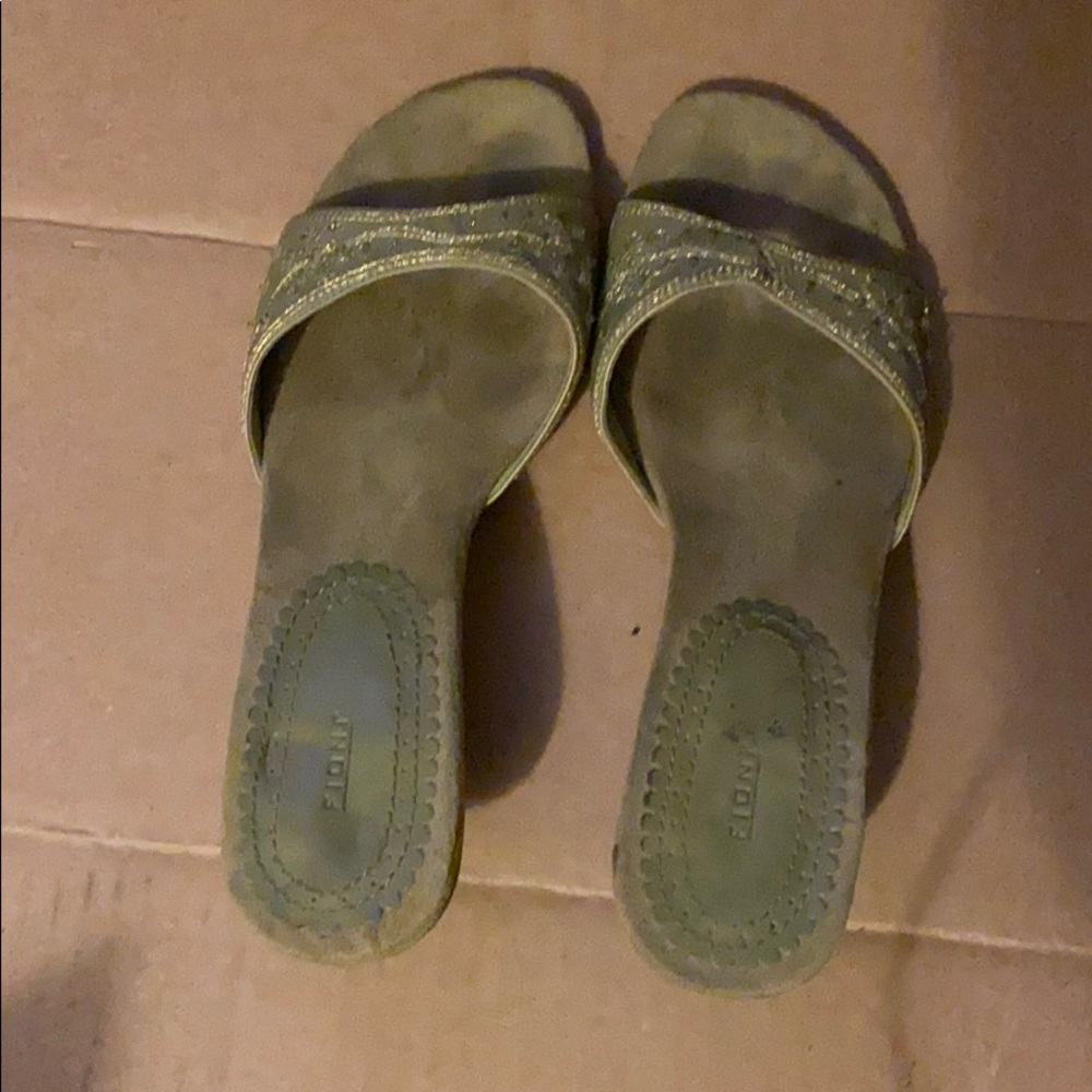 Fiori Lt Green sequined short heels Sz 8